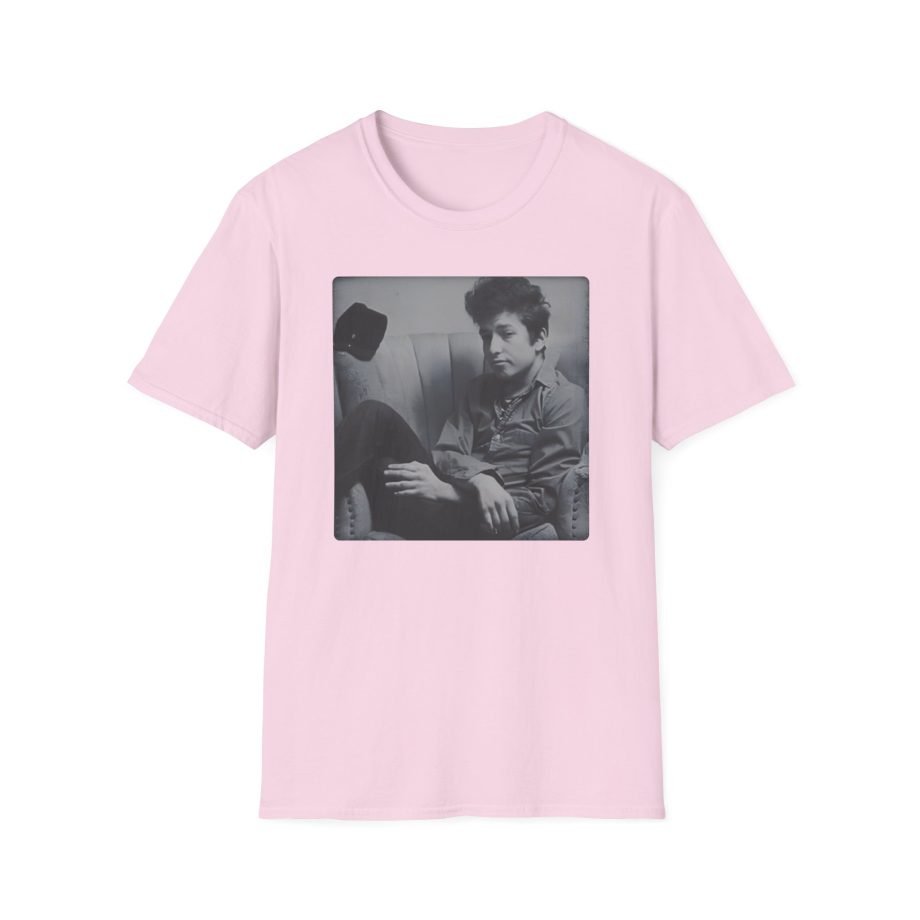 Bob Dylan Chair Portrait Unisex Softstyle T-Shirt