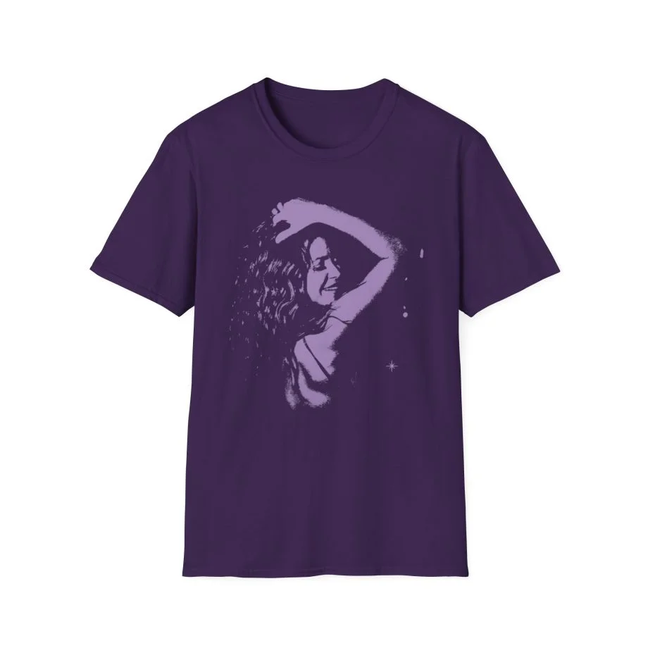 Shakira Se Pasa Rico Soltera Unisex Softstyle T-Shirt